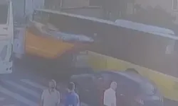 Çöp kamyonu, temizlik görevlisinin üstünden geçti