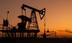 Brent petrolün varili 61,04 dolardan işlem görüyor 1 Mayıs 2025