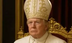Trump, yapay zeka ile kendisini 'Papa' yaptığı bir fotoğraf paylaştı