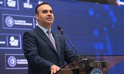 Bakan Kacır: Türk sanayiinin elde ettiği kapasiteyi kaybetmesine razı olmayız
