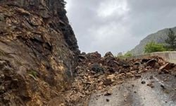 Gümüşhane'de heyelan nedeniyle 3 köye ulaşım sağlanamıyor
