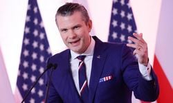ABD'de Demokratlar, Savunma Bakanı Hegseth'in görevden alınması için baskıyı artırıyor