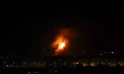 İsrail, Suriye Cumhurbaşkanlığı Sarayı yakınlarında bir hedefi vurdu