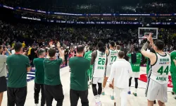 Yunan derbisinde Panathinaikos, Olympiakos'u yıktı