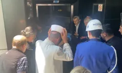 İlhan Şeşen 'e veda! Tabut asansörde mahsur kaldı