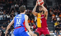 Anadolu Efes'ten Galatasaray'a 34 sayılık fark!