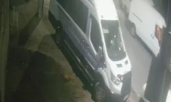 İstanbul'da park halindeki aracın elektrik ve teknik aksamını çalındı