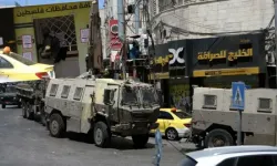 Hamas, İsrail'in işgal altındaki Batı Şeria'da döviz bürolarına baskınını kınadı
