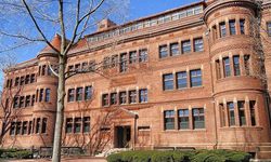 ABD'de Filistin'e destek gösterileriyle öne çıkan Harvard Üniversitesine yaptırım