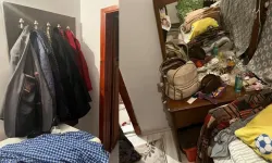 Kapının önünde otururken evini soydular