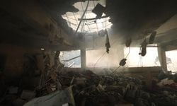 Katil İsrail yine okul bombaladı