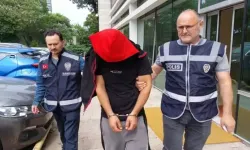 Evine misafirliğe gittiği kadını taciz ettiği iddiasıyla tutuklandı