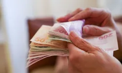 Emekli bayram ikramiyesi ne zaman yatacak? Kimler alacak?