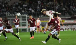 Roma deplasmanda Torino'yu devirdi