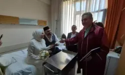 Hastane odasında nikah kıydılar