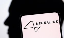 Dünyada bir ilk: Neuralink hastası, beyin implantıyla ilk kez YouTube videosu hazırladı