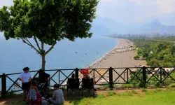 Hava sıcaklığı artıyor: Pazar günü İstanbul'da yağmur var