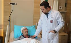 Şiddetli baş ağrısının beyin kanamasından kaynaklandığı anlaşıldı, ameliyatla sağlığına kavuştu