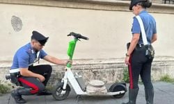 Alman turist, antik Roma eserini e-scooter ile kaçırdı, İtalyan polisi kovaladı