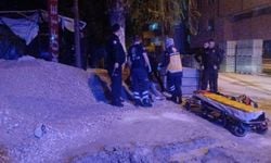 Tartışma sırasında iki kişi birbirini bıçakladı