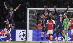 PSG, Arsenal'i devirdi! Finalin devleri belli oldu