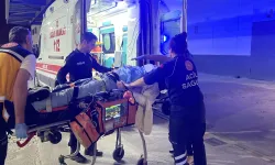 Konya'da ağaca çarpan otomobilin sürücüsü ağır yaralandı