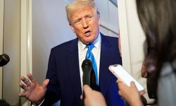 Trump, "büyük bir ülke" ile ticaret anlaşması imzalayacaklarını duyurdu