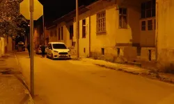 20 yaşındaki Leyla sokakta bıçaklanmış halde bulundu