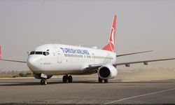 Trablus'tan ayrılmak isteyen Türk vatandaşlarını taşıyan ilk uçak Mitiga Havalimanı'ndan ayrıldı
