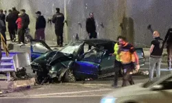 Zonguldak'ta kaza: Refüje çarpan otomobilde 1’i ağır 4 kişi yaralandı