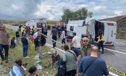 Yozgat'ta midibüs şarampole devrildi: Ölü ve yaralılar var