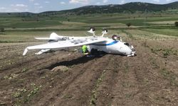 Düşen uçak, vinç yardımıyla kaldırıldı