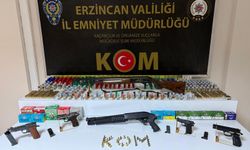 Refahiye’de silah operasyonu: 2 kişi tutuklandı