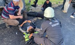 İş makinesi işçilerin arasına daldı: Yaralılar var