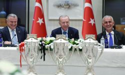 Cumhurbaşkanı Erdoğan, Süper Lig'e yükselen takımları kabul etti
