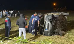 Sakarya'da devrilen araçtaki 1 kişi yaşamını yitirdi