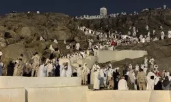 Hacı adaylarının çoğunluğu Arafat'a ulaştı
