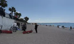 Evsiz adam Konyaaltı Sahili'nde ölü bulundu
