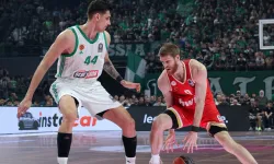 Olympiakos, Panathinaikos AKTOR'u yenerek final serisinde 2-1 öne geçti
