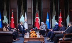 Siyasi partiler bugün bayramlaşacak