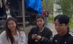 Sokak düğününe denk gelen Koreli turistler neye uğradığını şaşırdı!