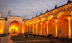 'Gece müzeciliği' Sultan II. Bayezid Külliyesi Sağlık Müzesi'nde hareketliliği artıracak