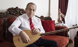 Türk halk müziği sanatçısı Mehmet Erenler yaşamını yitirdi
