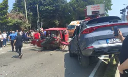 Samsun'da panelvan araç ile otomobil çarpıştı: 5 yaralı