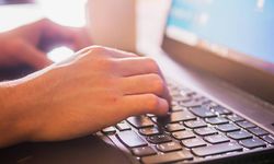 'Aile Yılı'nda TÜRKSAT'tan yeni evlenenlere ücretsiz internet hizmeti