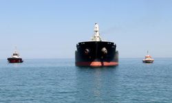 Karaya oturan kuru yük gemisinde inceleme yapıldı