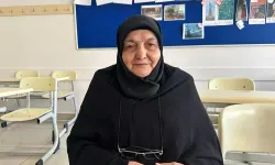 78 yaşındaki kadın imam hatip lisesini bitirip hafız oldu