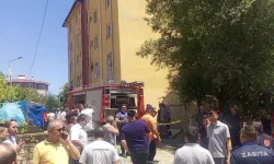 Apartmanda patlama: 1'i ağır, 5 yaralı