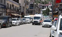Askeri araç kaza yaptı: 8 asker yaralı!