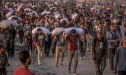 İsrail basını ordunun Gazze'de yardım bekleyenlere ateş açmasını oyuna benzetti